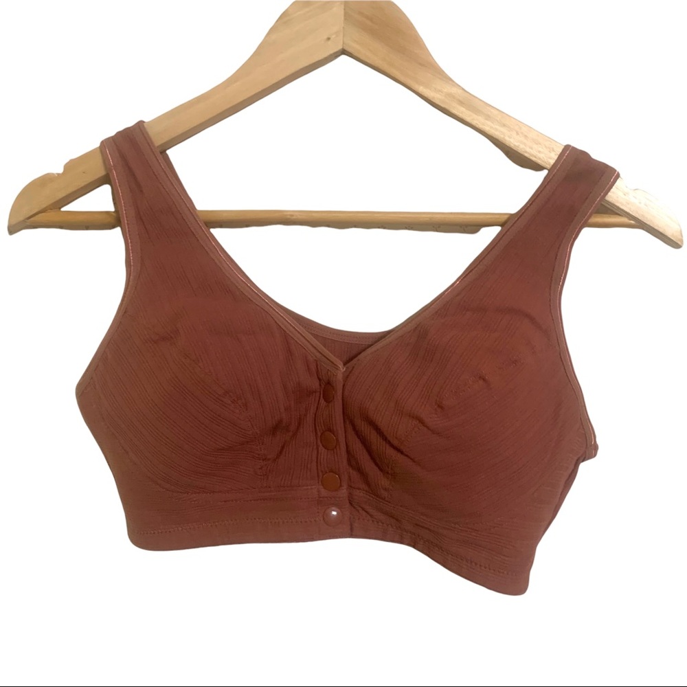 Modest Crop Top Sports Bra 32B